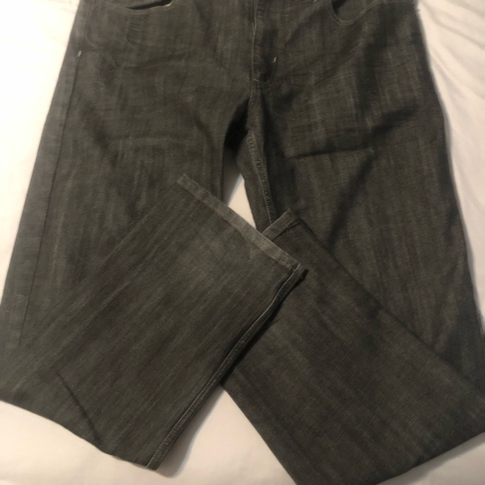 Axist jeans